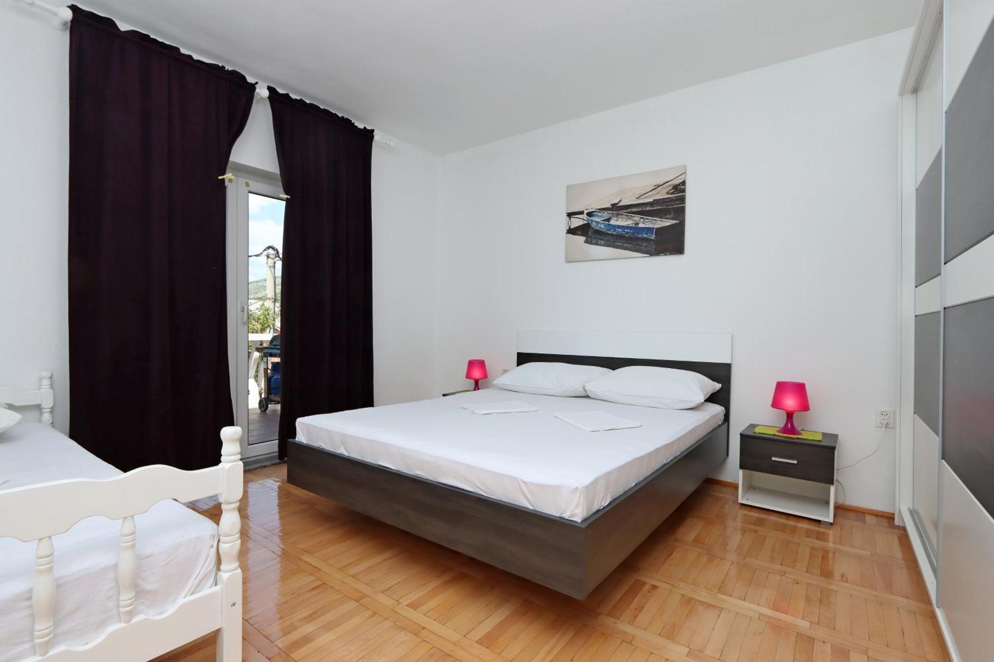 Apartments With A Parking Space Senj - 5571 Екстериор снимка